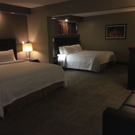 Express By Canad Inns Winnipeg Bagian luar foto
